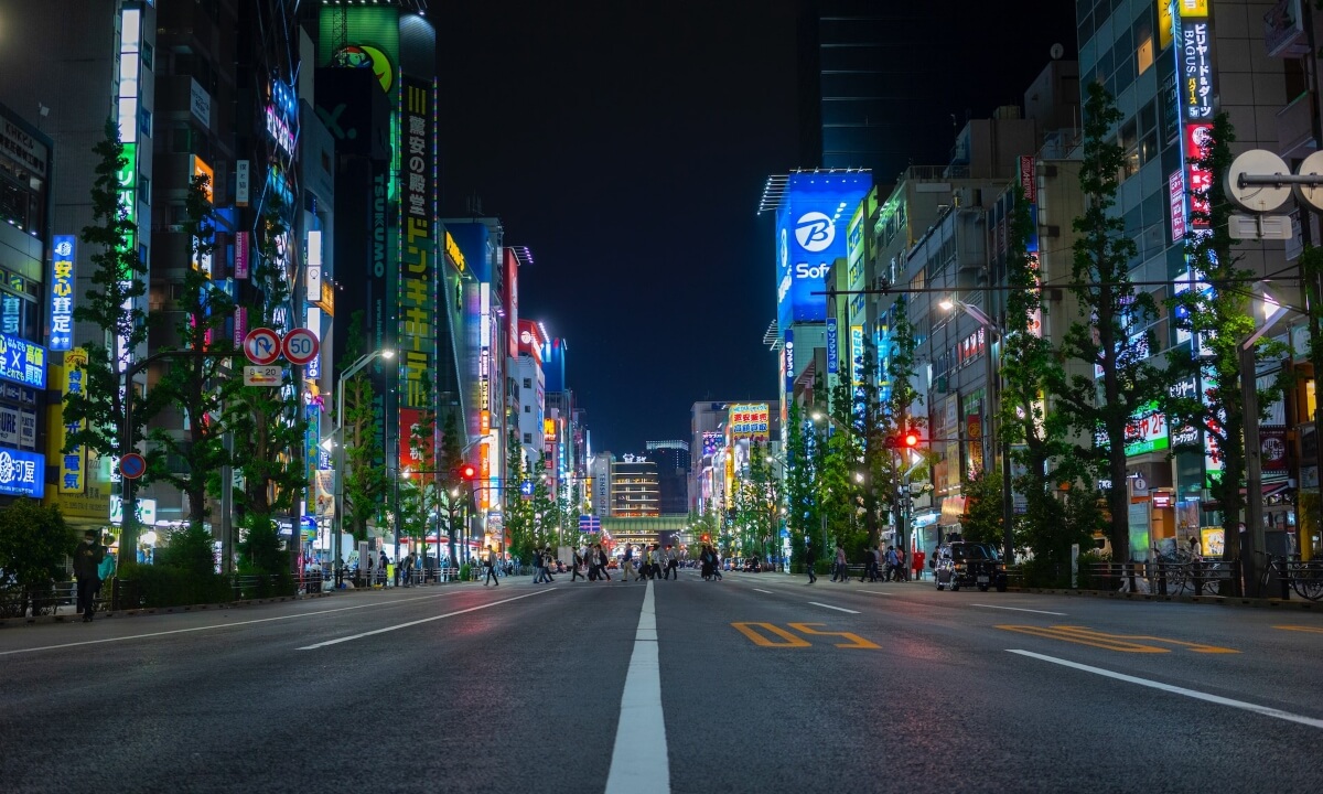 Tokyo: Where Tradition Meets Innovation in the Land of the Rising Sun