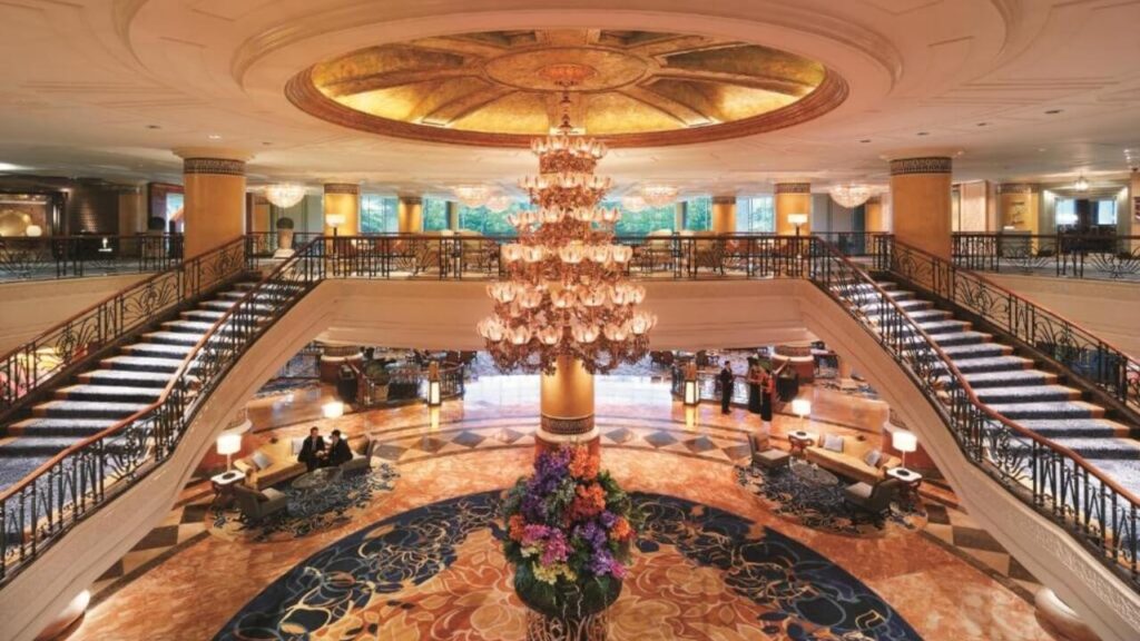 Lobby: Makati Shangri-La, Makati Famous Hotel